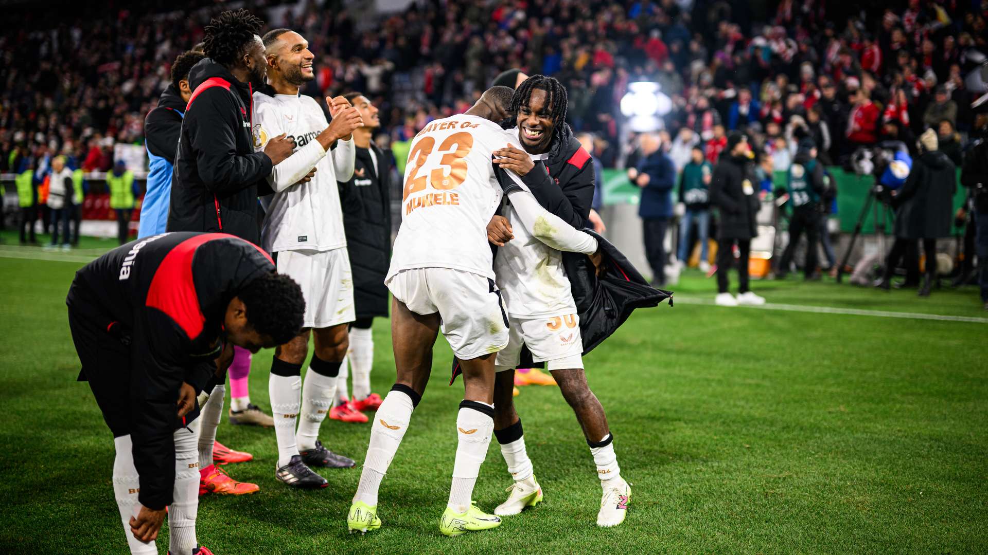 Werkself Nachdreher Zu Fcbb Zum F Nften Mal In Folge Gegen Den Fc