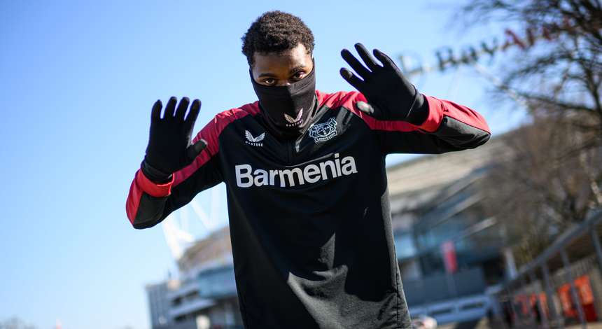 Madi Monamay – Trung Vệ Trẻ Với Tư Duy Tĩnh Lặng Và Tầm Nhìn Rộng Mở Madi Monamay – Trung Vệ Trẻ Với Tư Duy Tĩnh Lặng Và Tầm Nhìn Rộng Mở