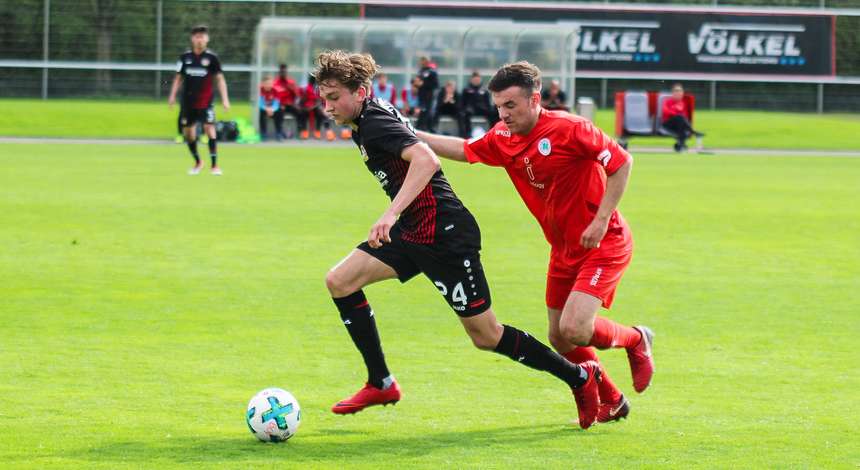 1718-U19-Oberhausen-Schneider-db.jpg