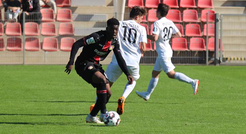 1819-U19-Muenster-Herdi-Bukusu-db.jpg