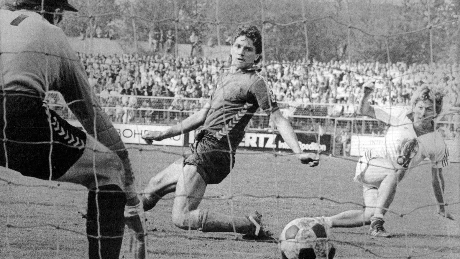 1979_Bayer_04_Uerdingen_Bruecken.jpg