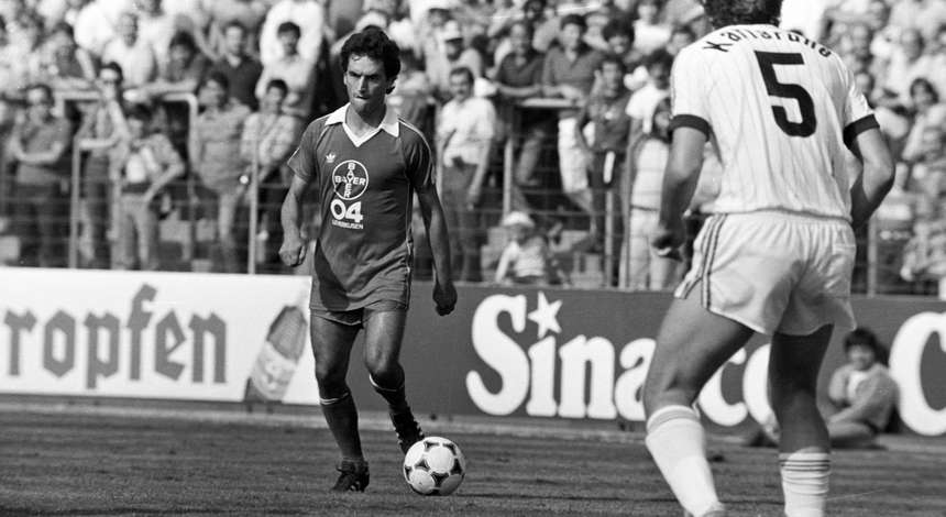 Geburtstagskind des Monats Markus Elmer wird 70 Bayer04.de