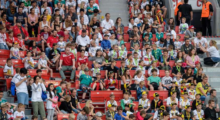 20180608_Loewenclub_Laenderspiel_BayArena.jpg