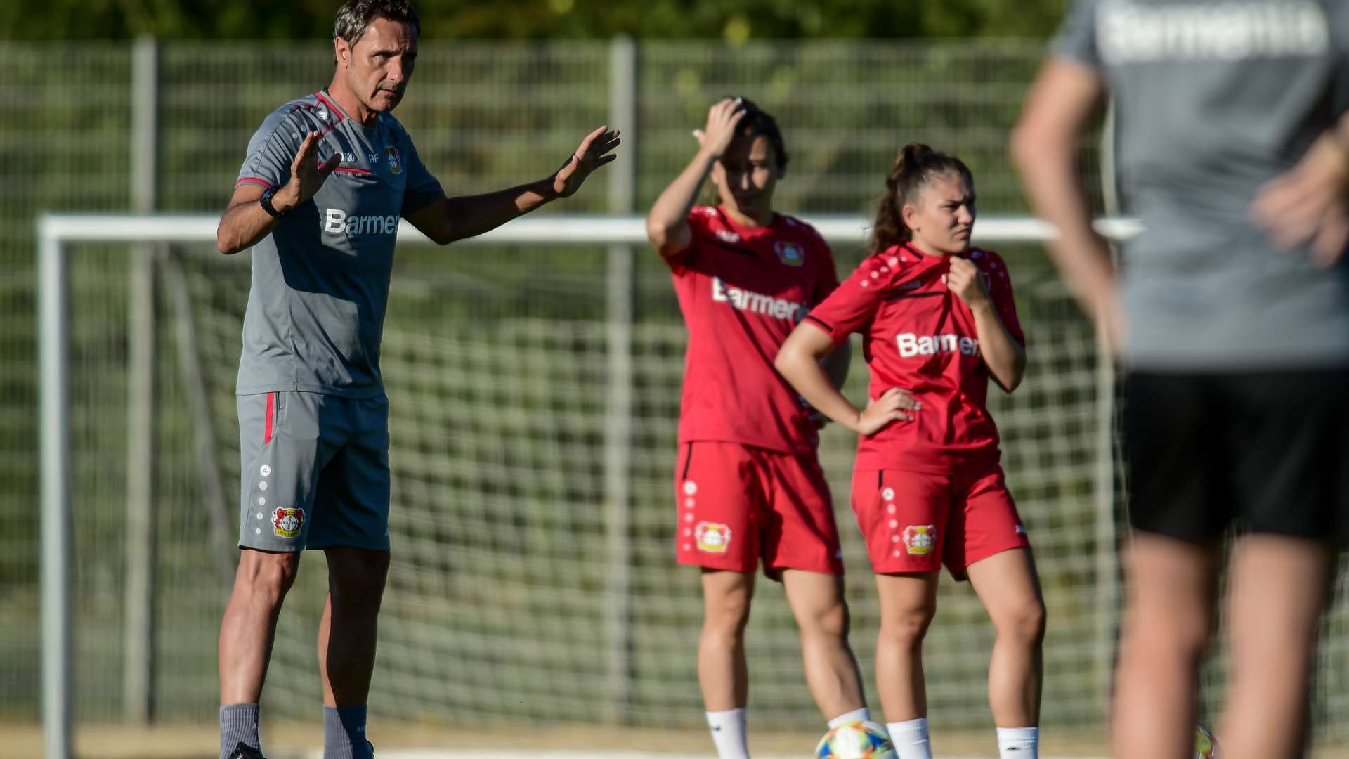 20200805_B04_Frauen_Training_NB_037.jpg