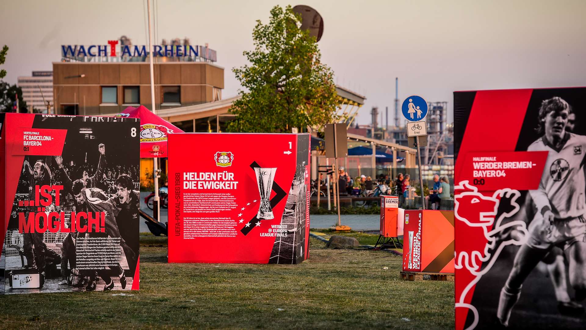 Europa League Show On The Banks Of The Rhine Bayer04 De