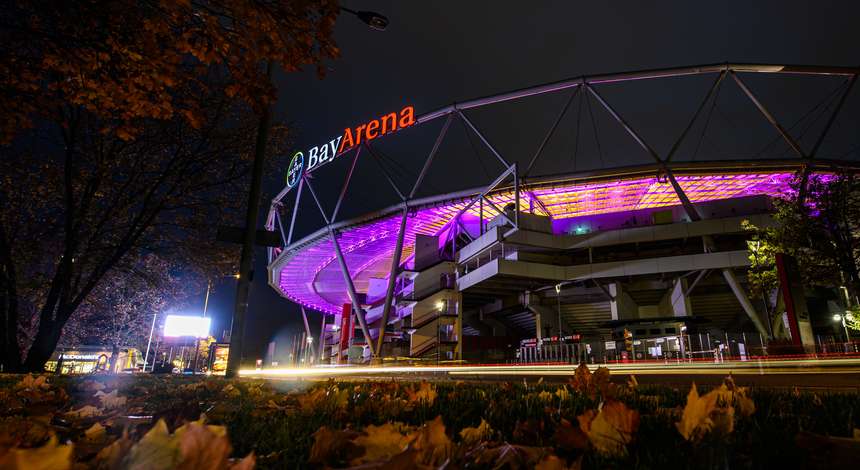 20201117_JS_lila_BayArena_1277.jpg