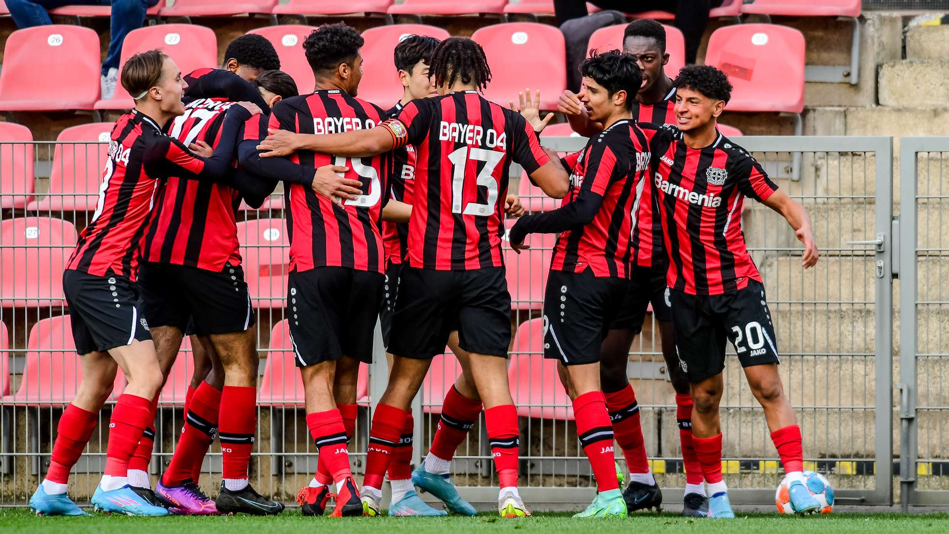 1:0 – U19 Rückt Mit Sieg Gegen Essen Auf Platz Drei Vor | Bayer04.de