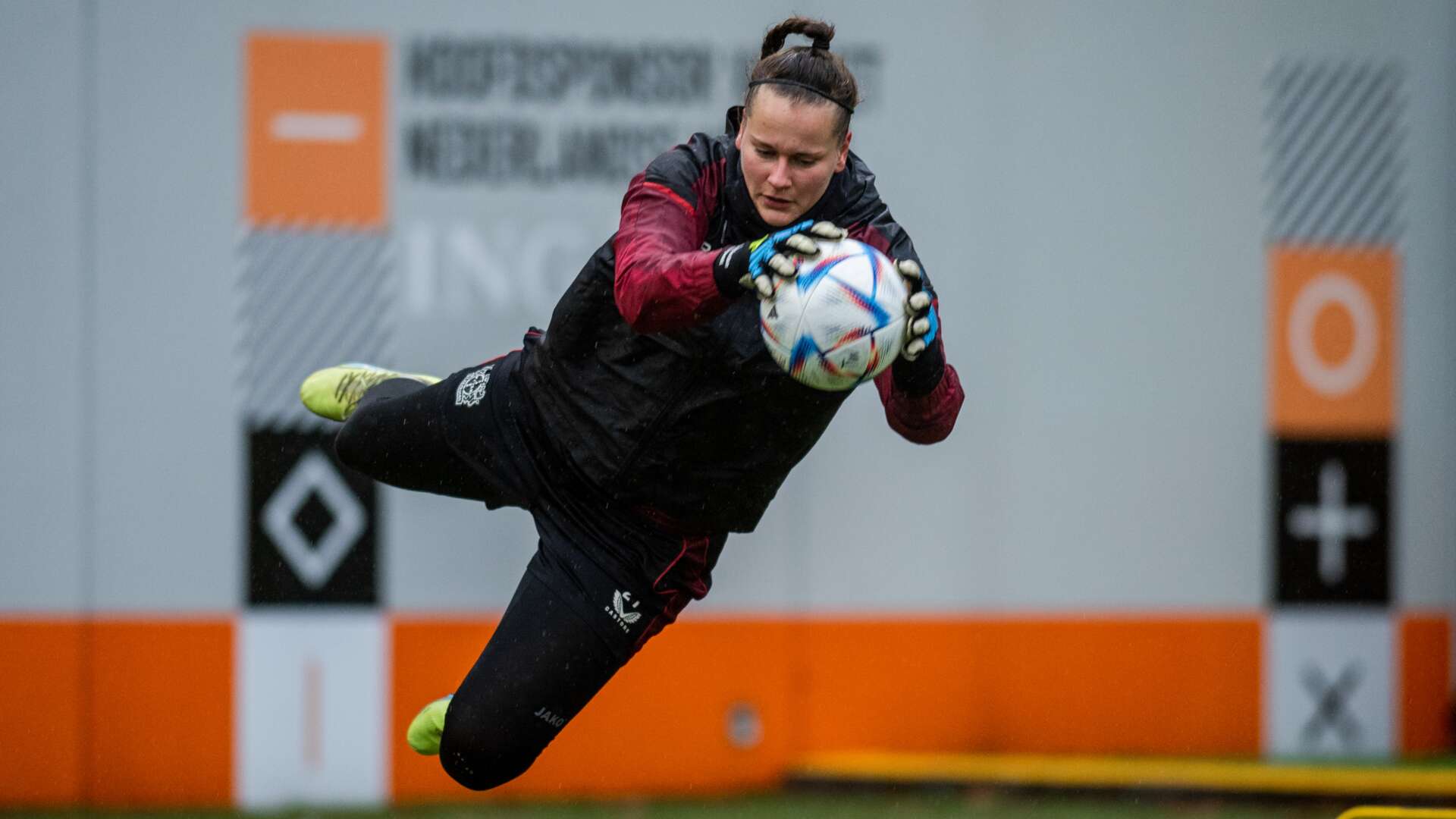 Repohl fliegt im Training