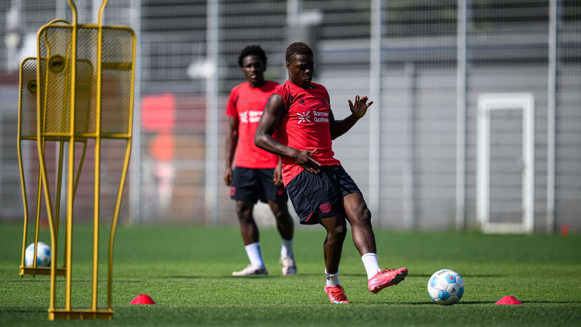Ken Izekor