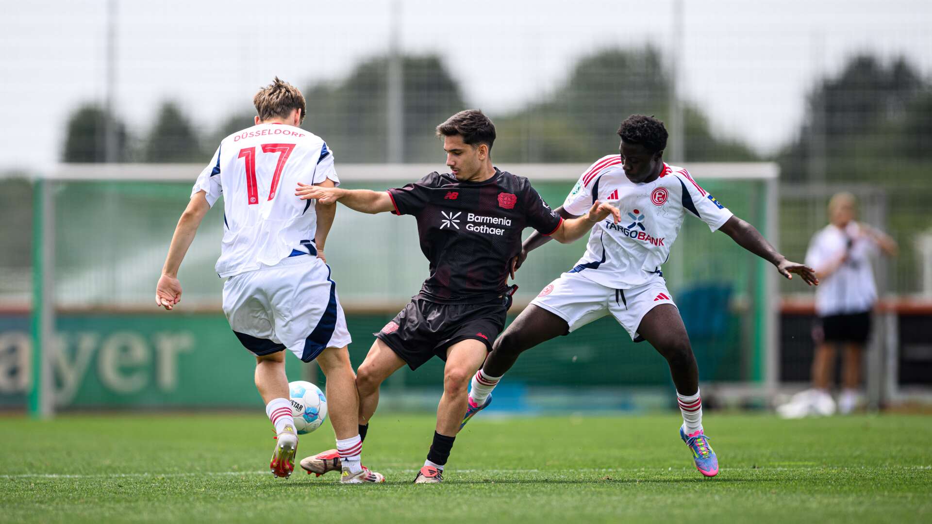 U19
