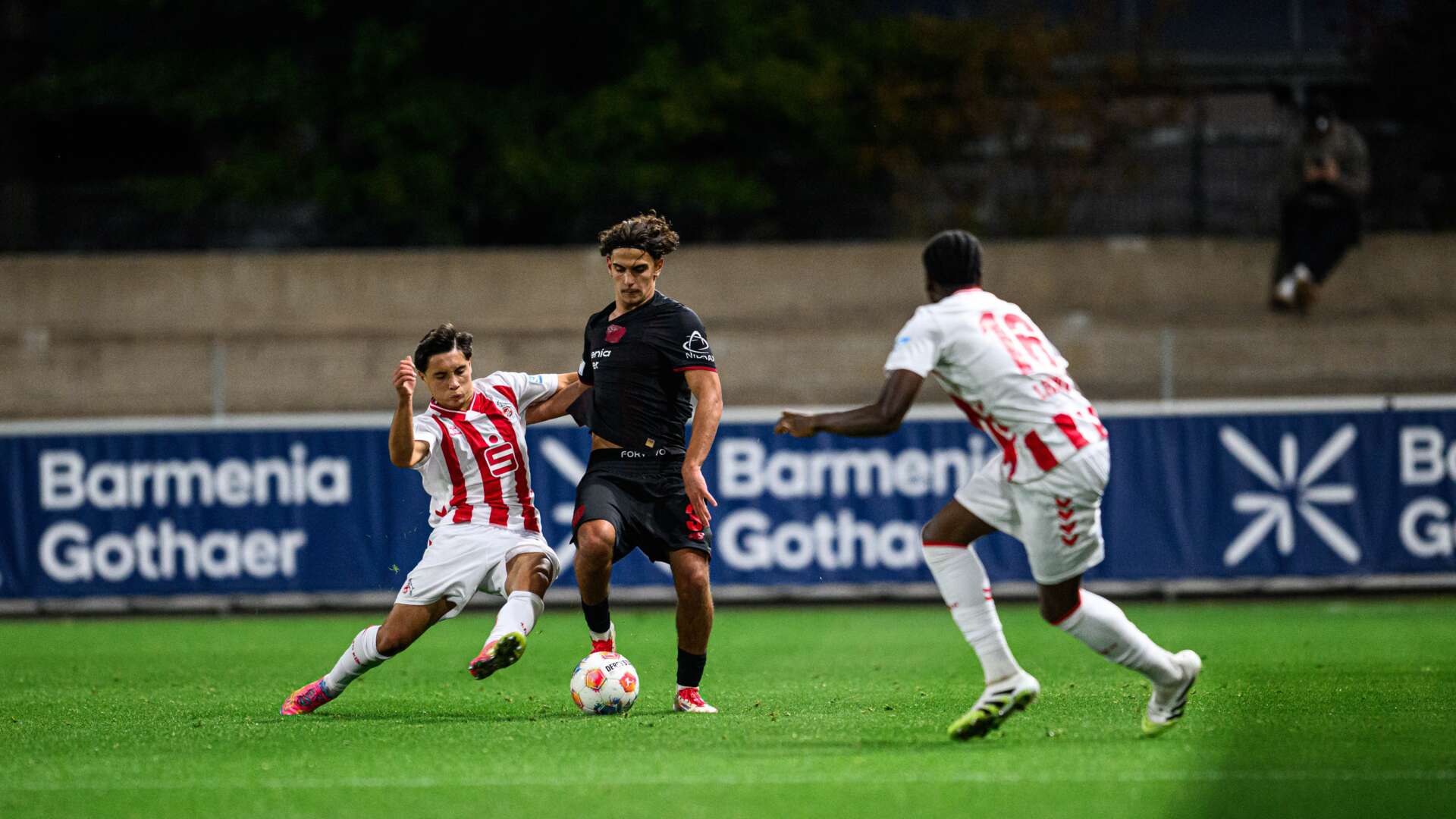 U17-Derby: Bayer 04 gegen den 1. FC Köln