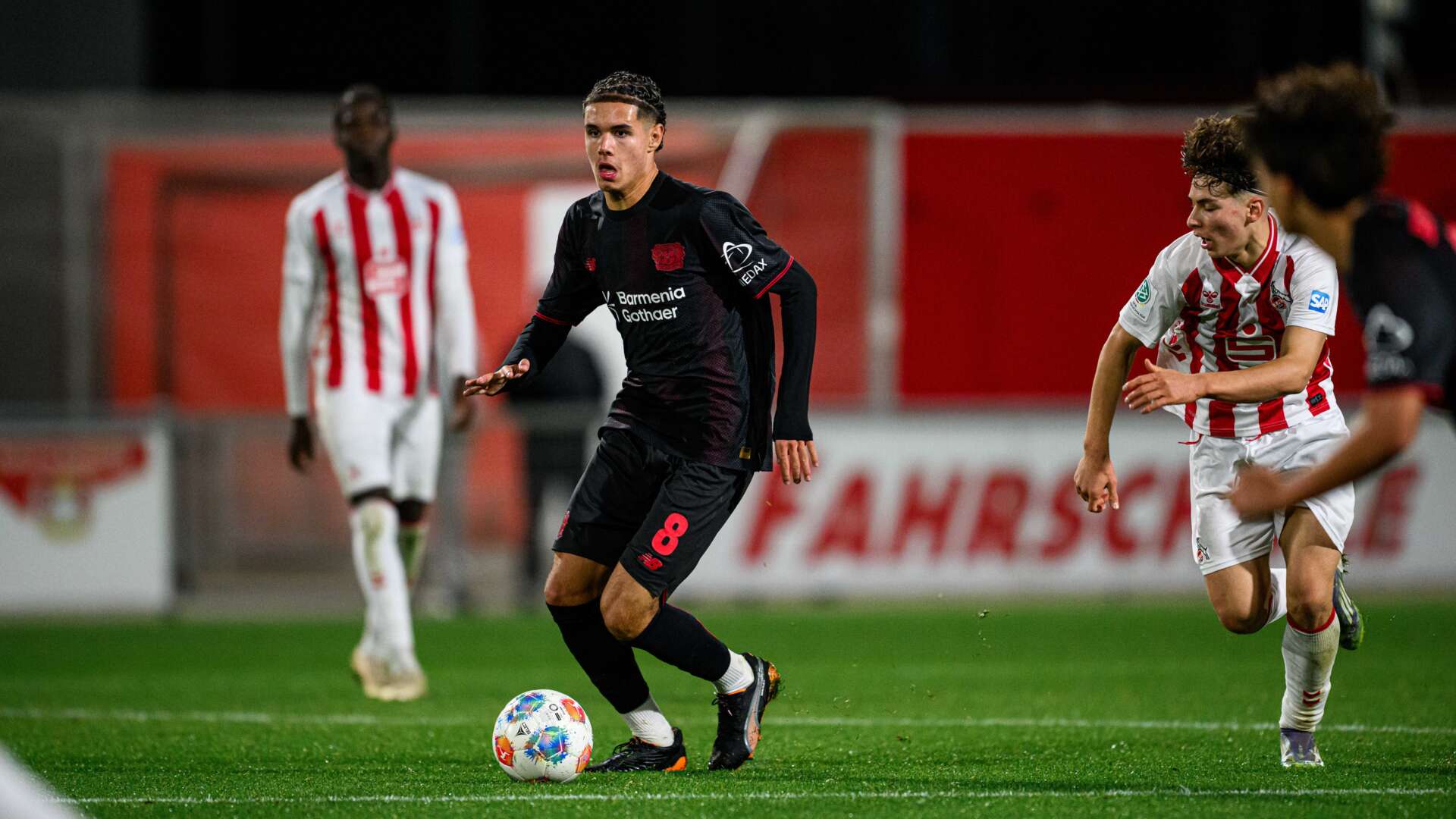 U17-Derby: Bayer 04 gegen den 1. FC Köln