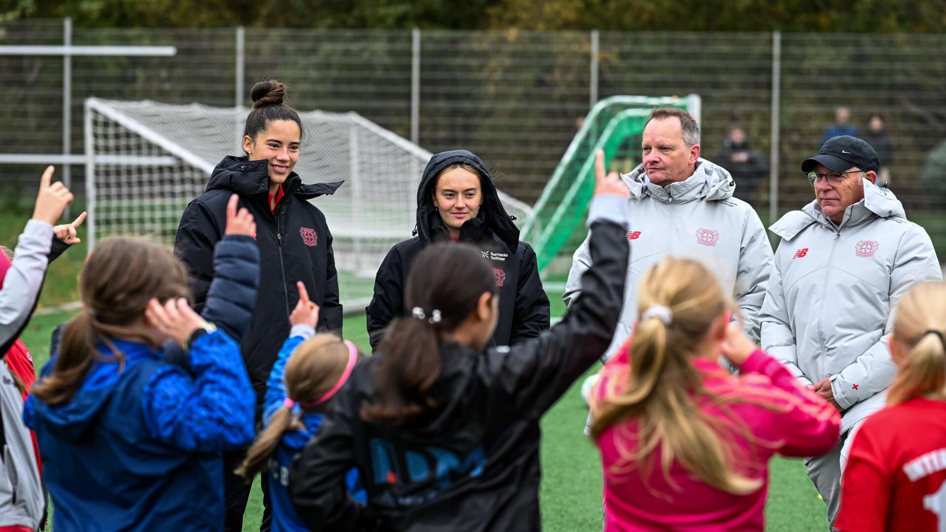 Charlotte Voll und Sofie Zdebel beim QnA