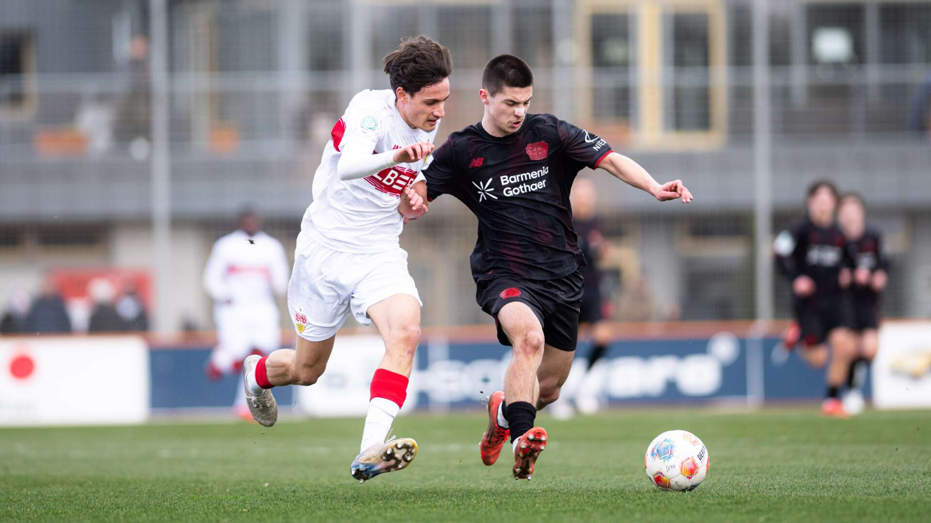 Die Werkself suchte gegen de Spitzenreiter auch immer wieder den Weg nach vorn.