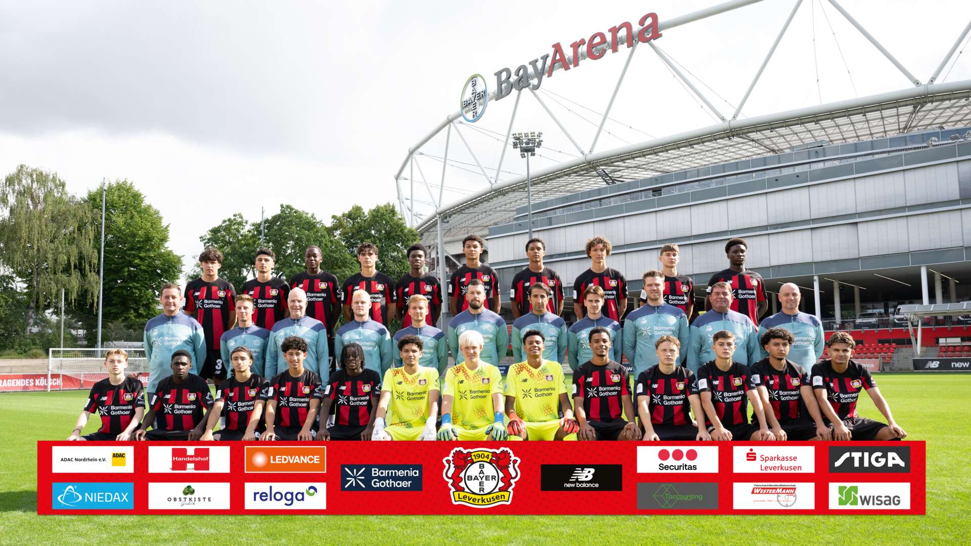 U17