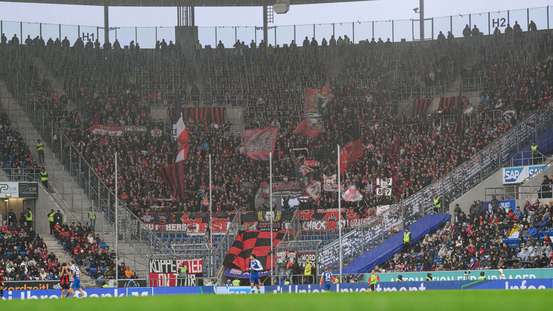 Die Bayer 04-Fans in Sinsheim