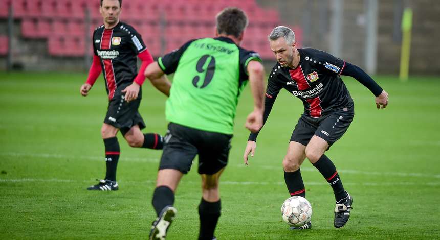 B04_Traditionsmannschaft_43795.jpg