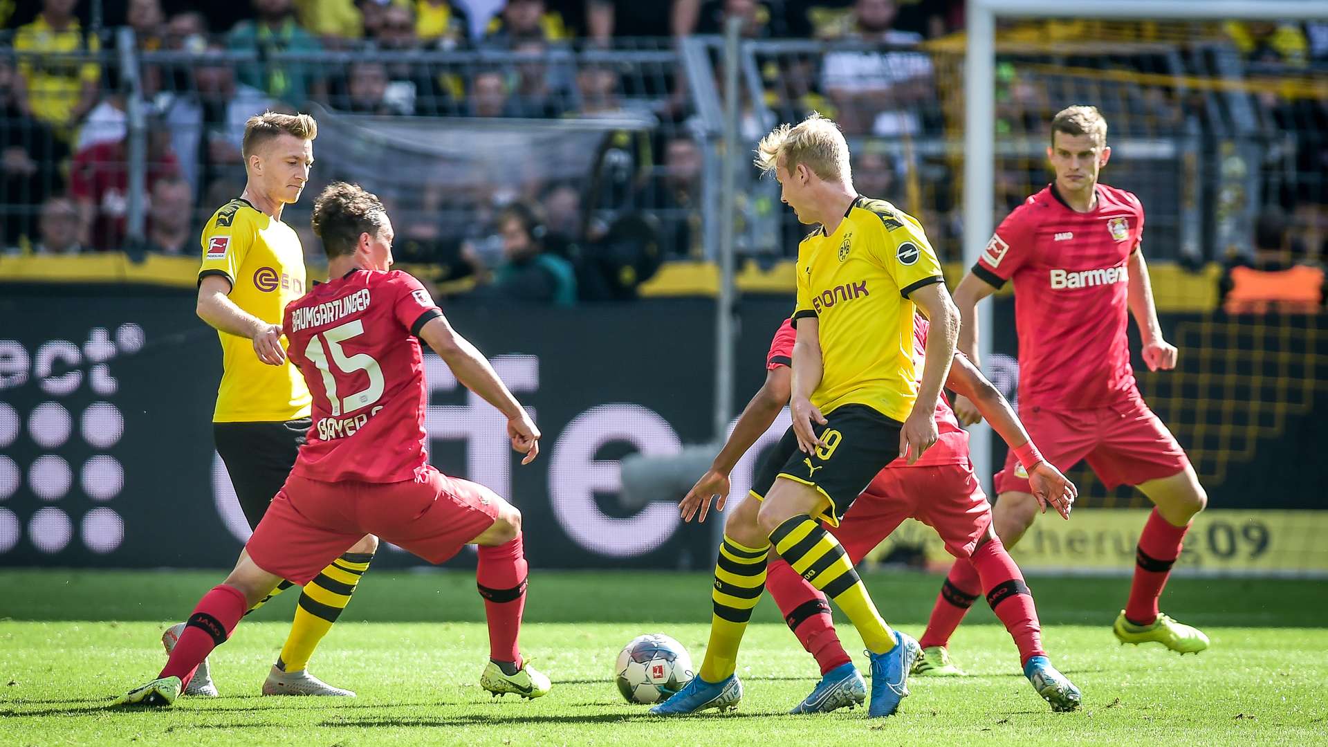 B04_gegen_Borussia_Dortmund_62060.jpg