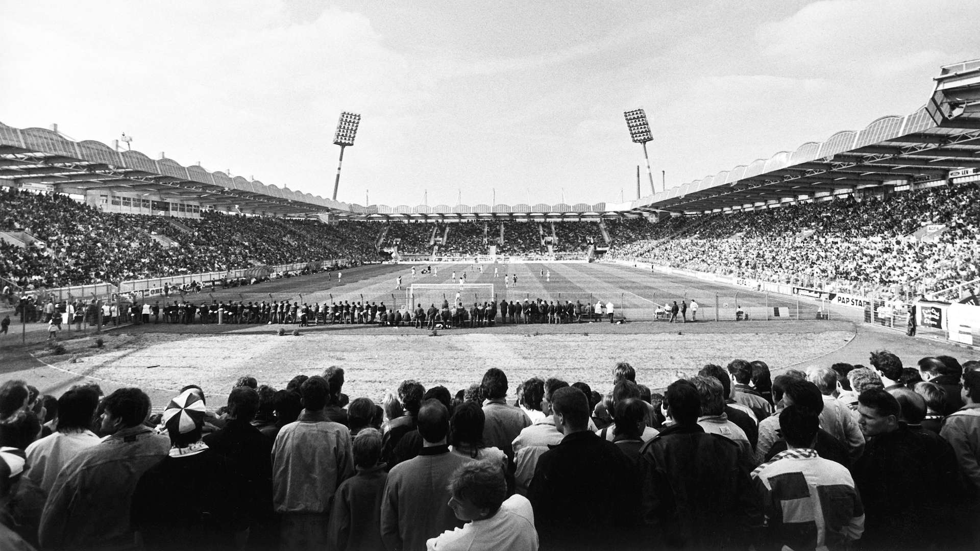 Haberland_Stadion_1990.jpg