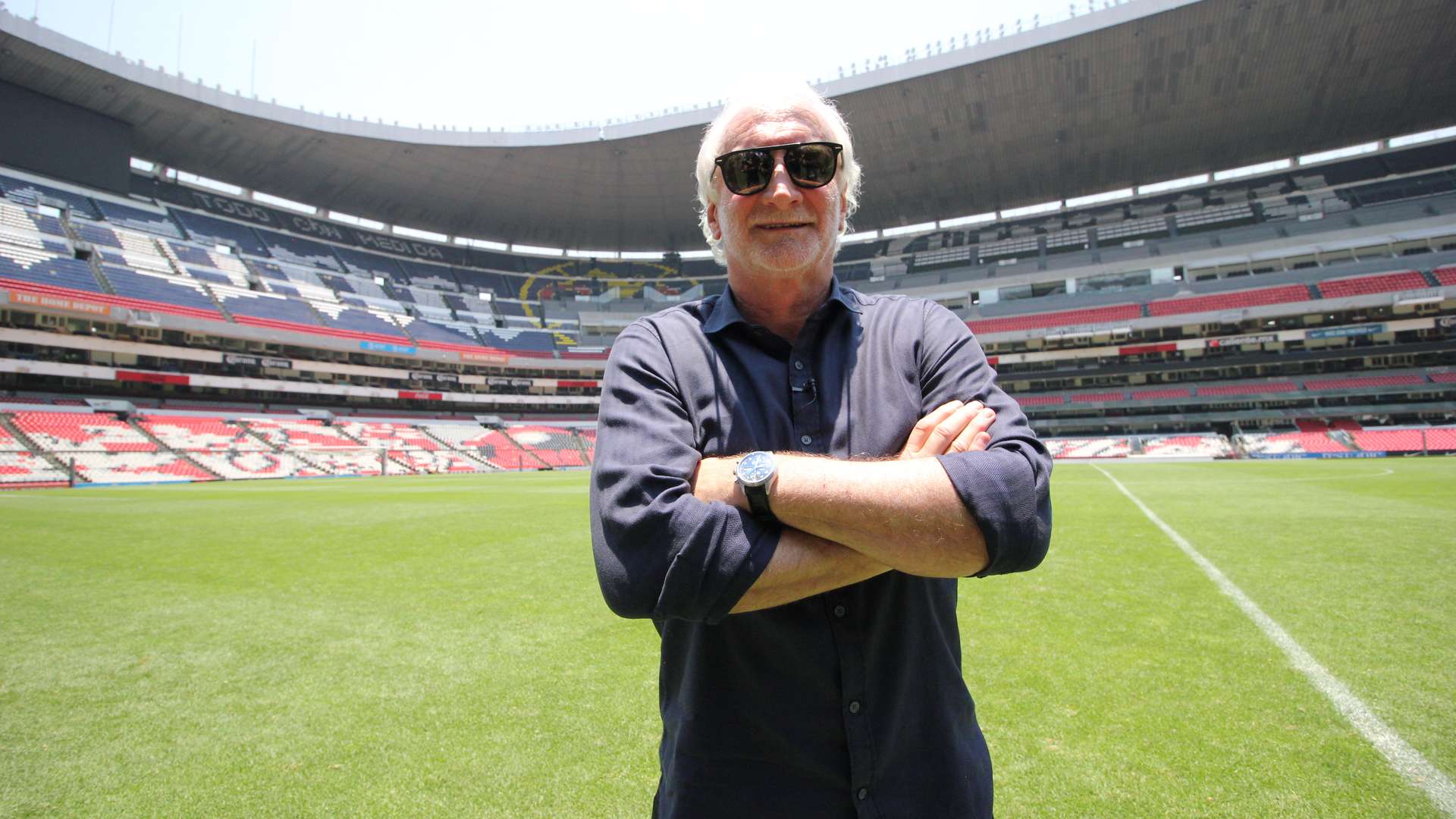 Reporting related to aztekenstadion