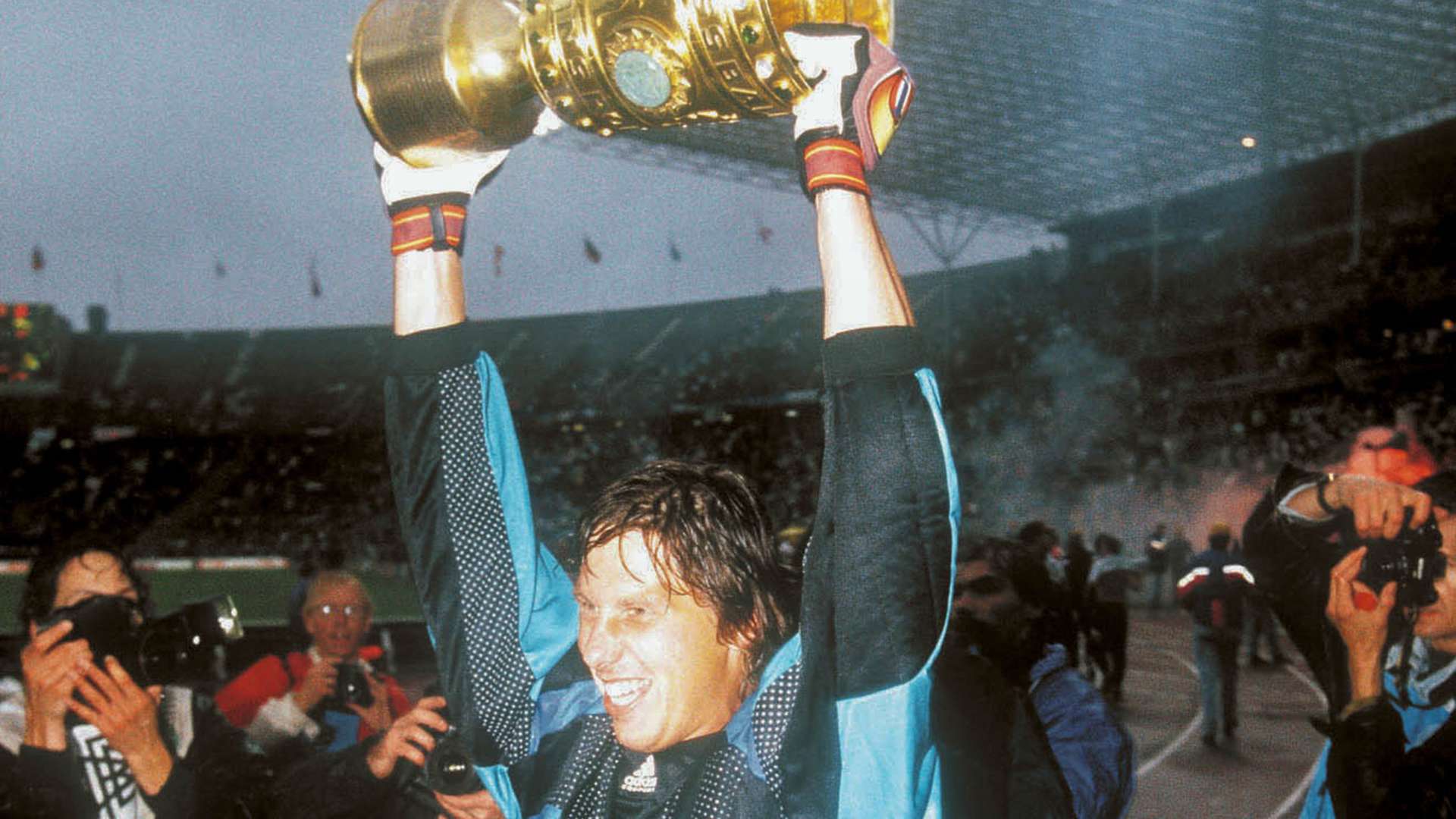 Ruediger_Vollborn_DFB_Pokalsieg_1993_10.jpg
