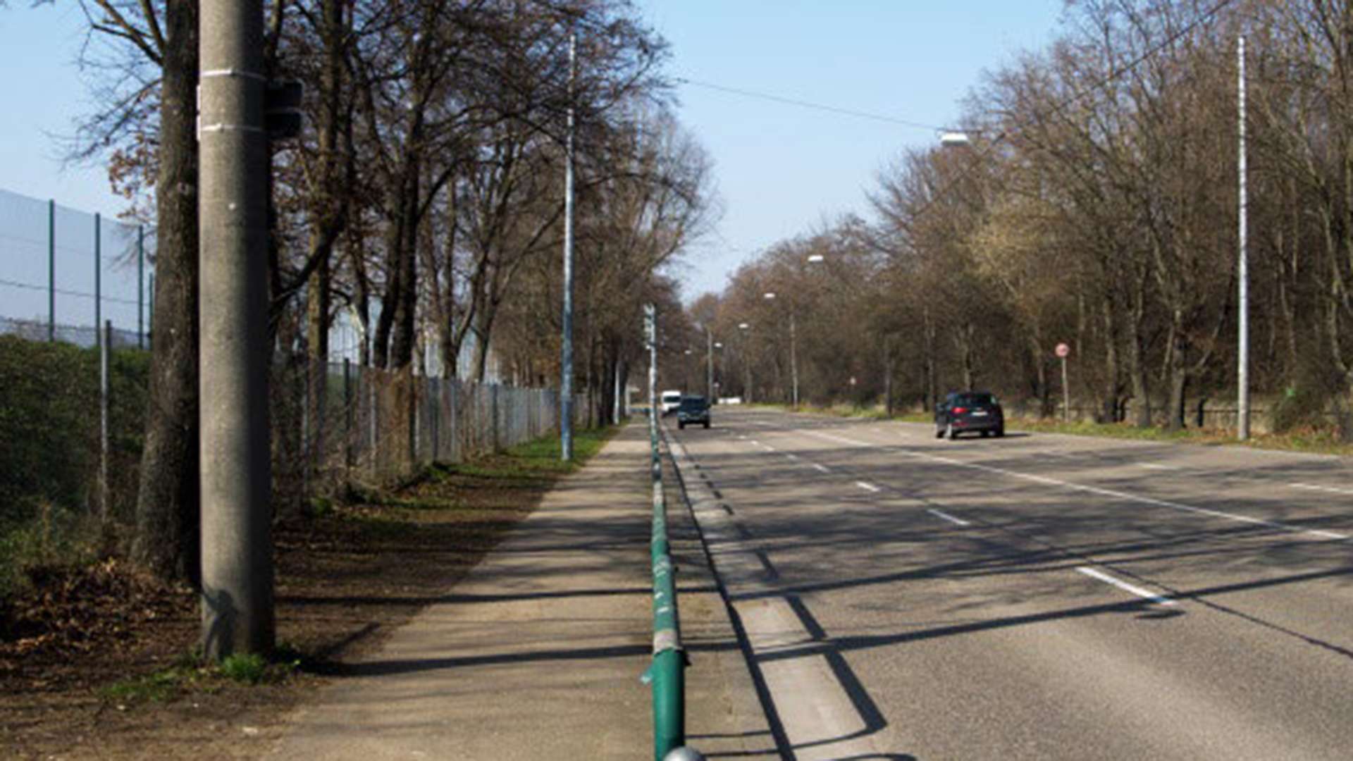 Stuttgart_Busparkplatz_Benzstrasse.jpg