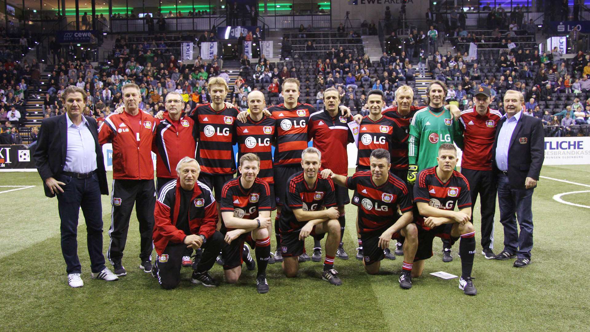 El equipo de leyendas de Bayer 04 en 2009