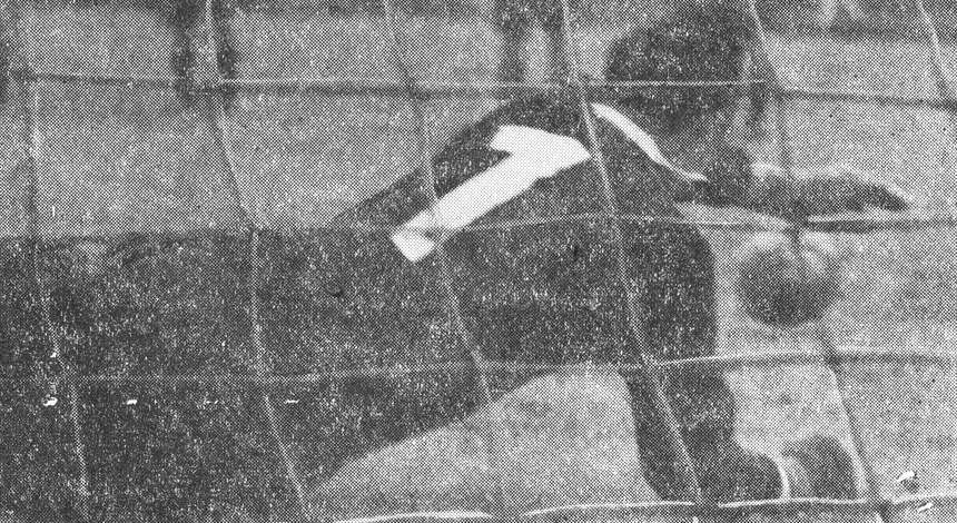 crop_19540822_Fredy_Mutz_Elfmeter_neben_das_Tor.jpg