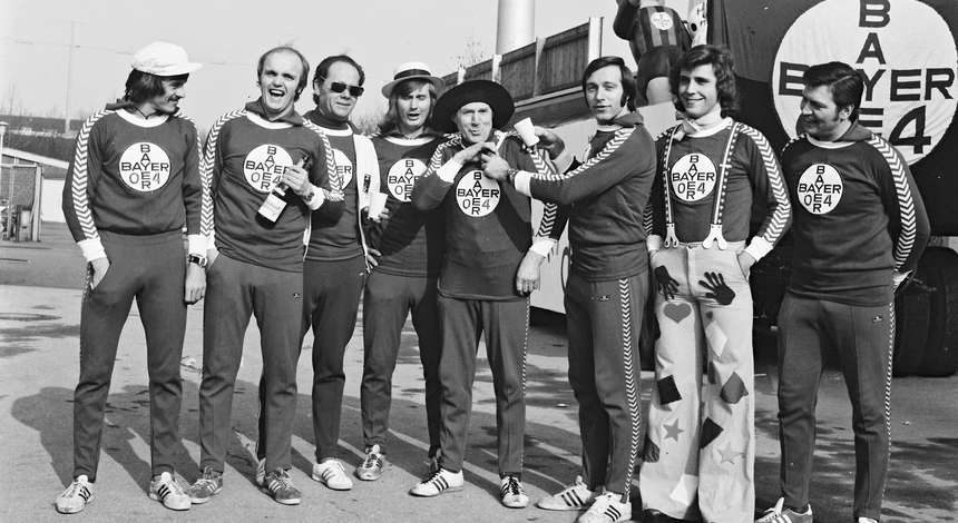 crop_19740224_Karneval_Hemmersbach_Buechel_Vetter_Axemacher_Finne_Makel_Schumann_Renno_2.jpg