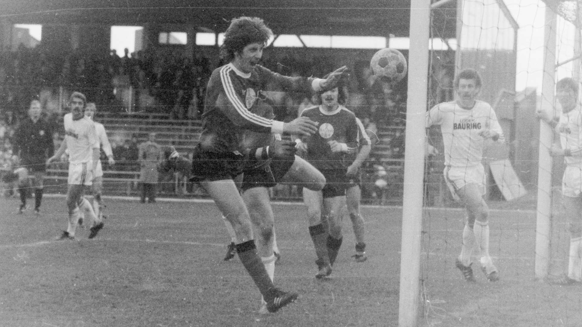 Bayer 04 vs. FC St. Pauli am 13. März 1976