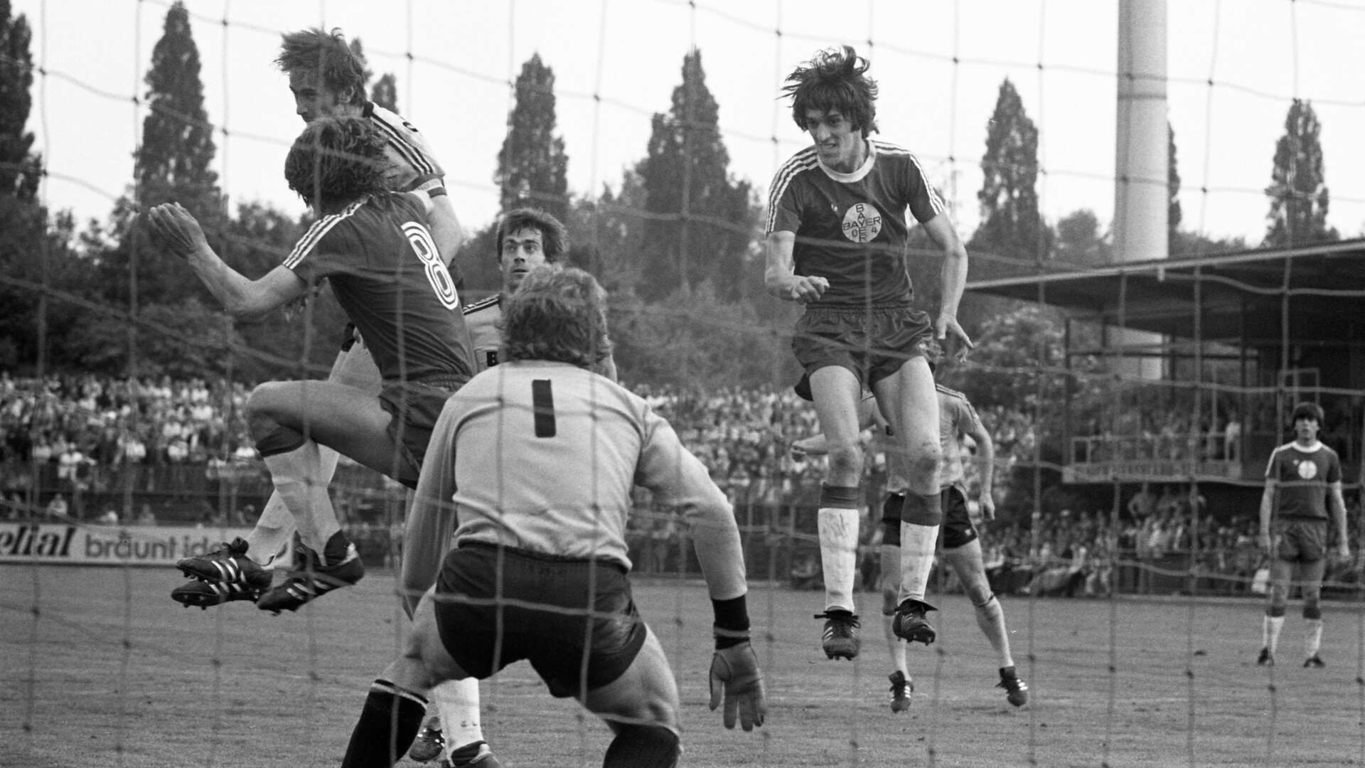 Heimspiel gegen Borussia Dortmund am 5. Juni 1976