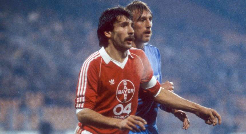 crop_19801128_VFL_B04_Thomas_Hoerster_vs_Pinkall.jpg