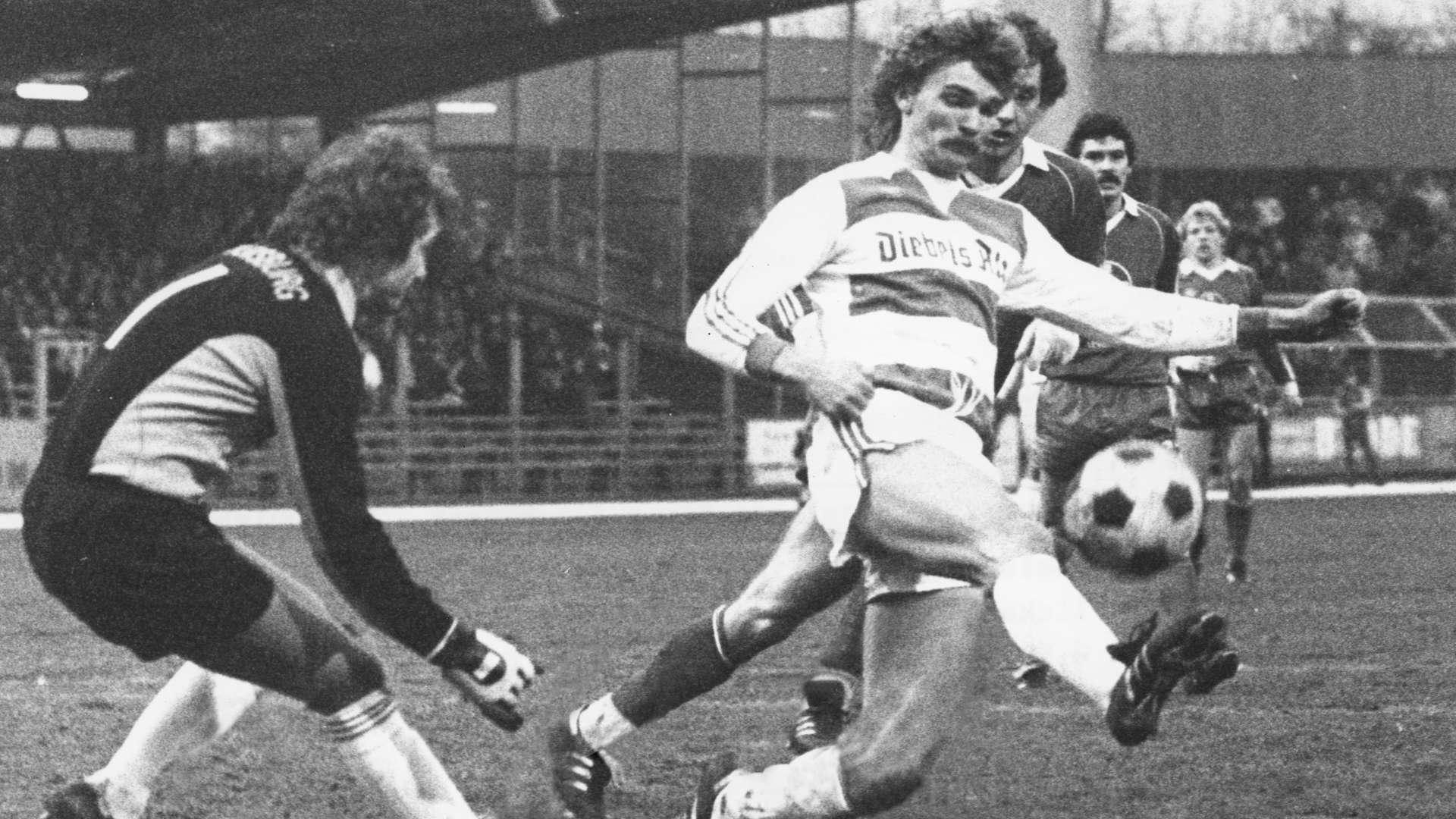 crop_19801206_B04_MSV_Oekland_Glowacz_Voege_vs_Heinze_Steiner.jpg