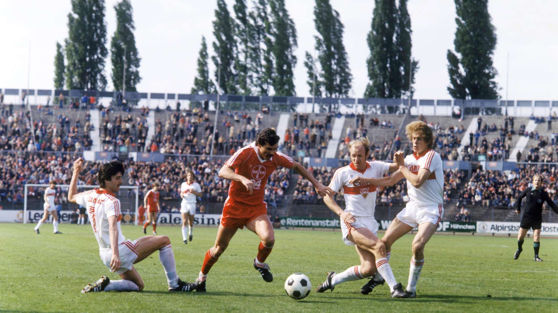 crop_19810418_VFB_B04_Juergen_Glowacz_imago.jpg