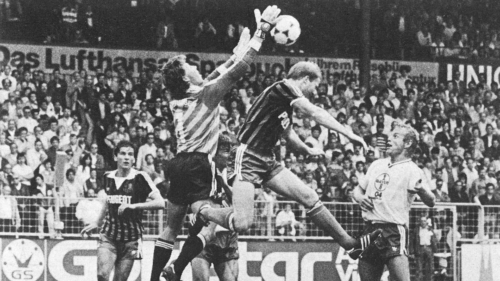 crop_19850828_Stadion_Kurier_2_Vollborn_Roeber.jpg