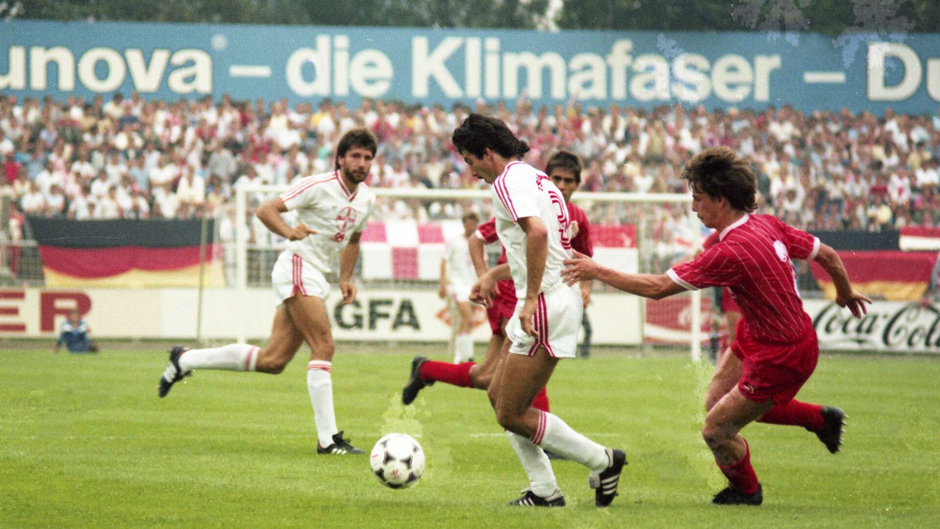 1985