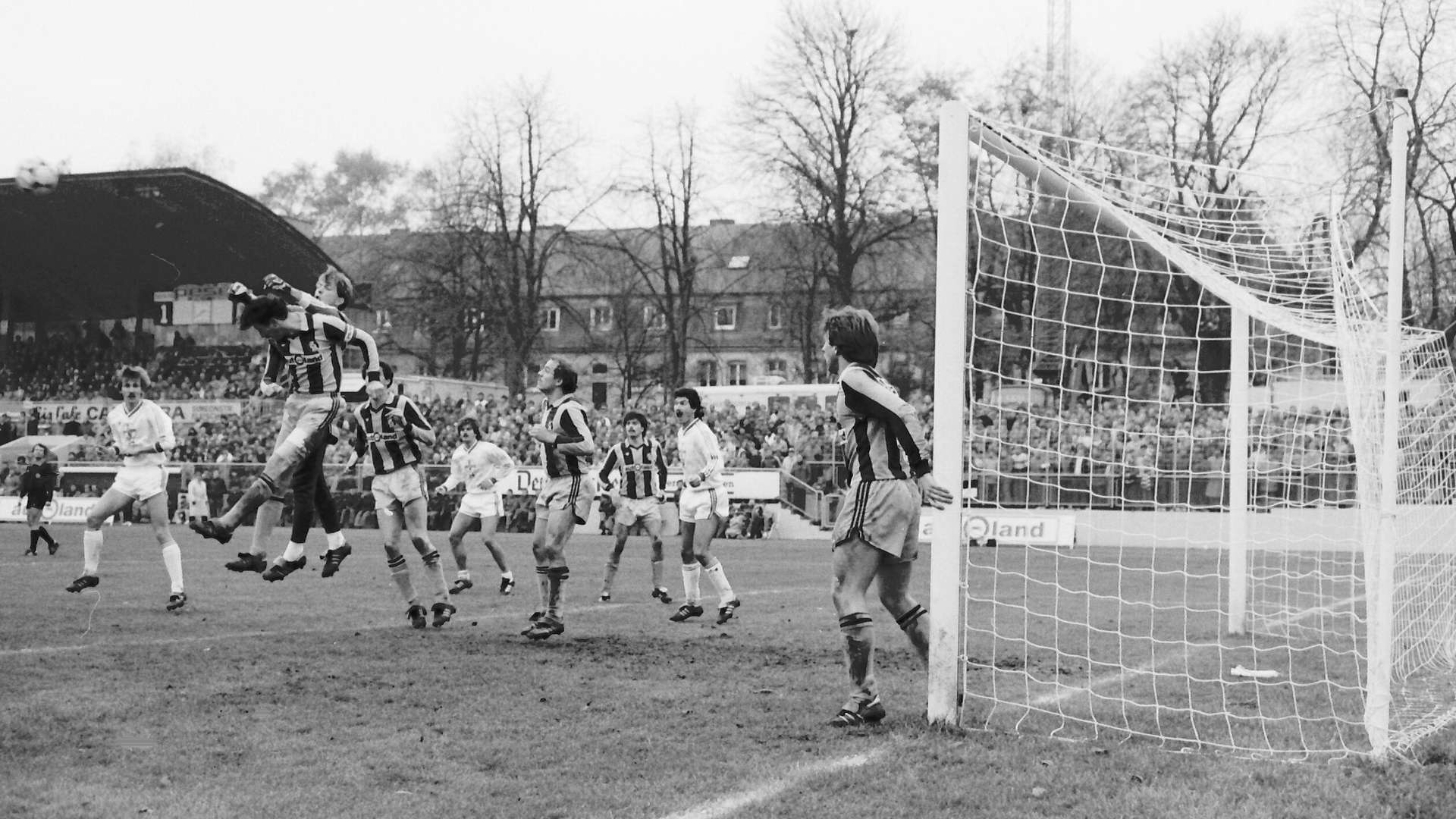 crop_19851116_Strafraumszene_2.jpg