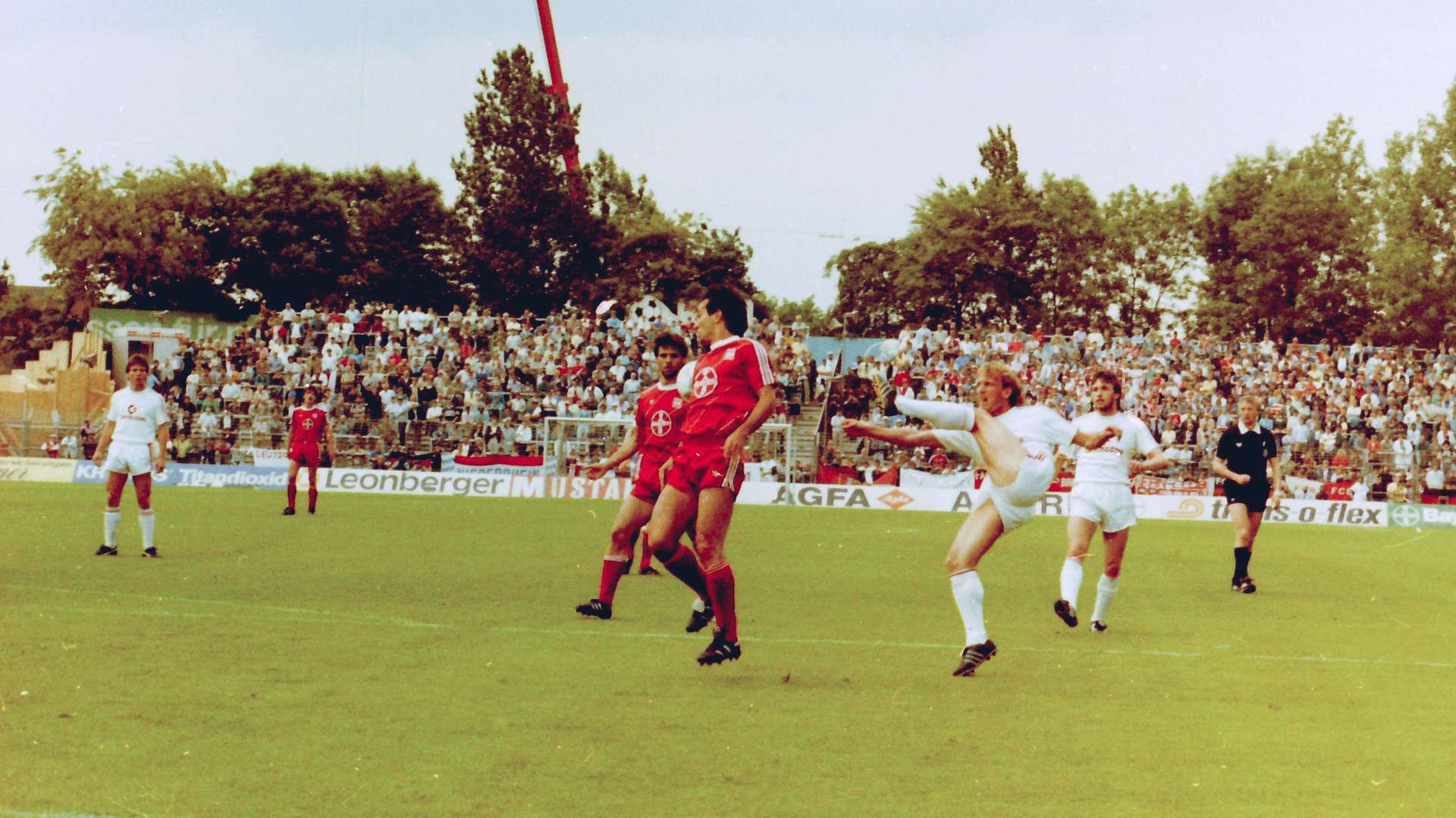 1988/89