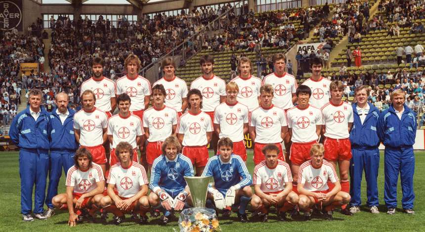 crop_19880521_Mannschaftsfoto_87_88_UEFA_Pokal.jpg
