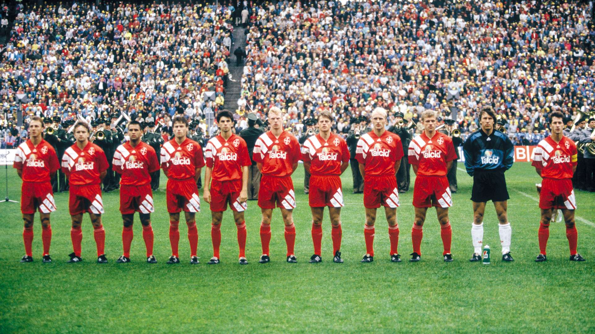 crop_19930612_040_Bayer_04_Mannschaft.jpg