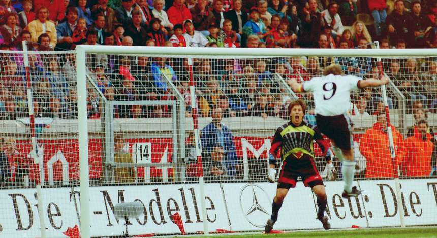 crop_19960521_Rudi_Voeller_Abschiedsspiel_7.jpg