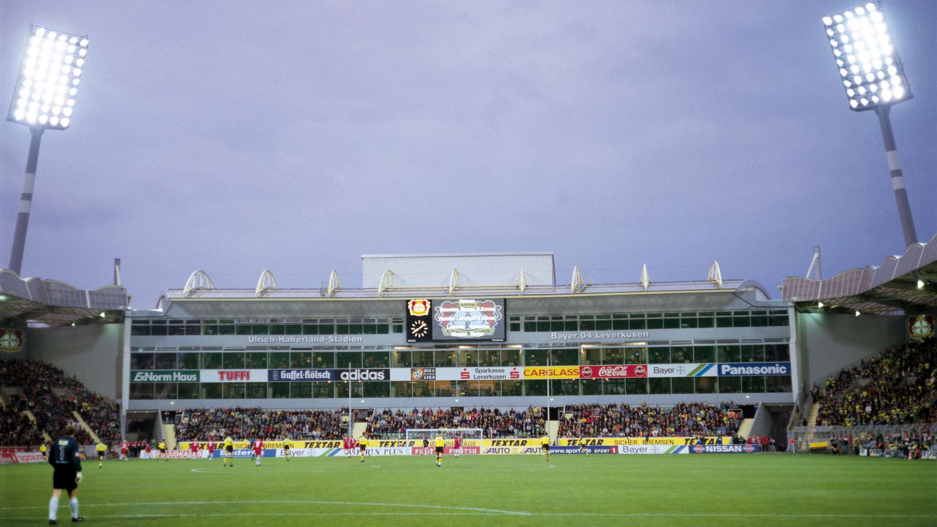 crop_19980429_Ulrich_Haberland_Stadion.jpg