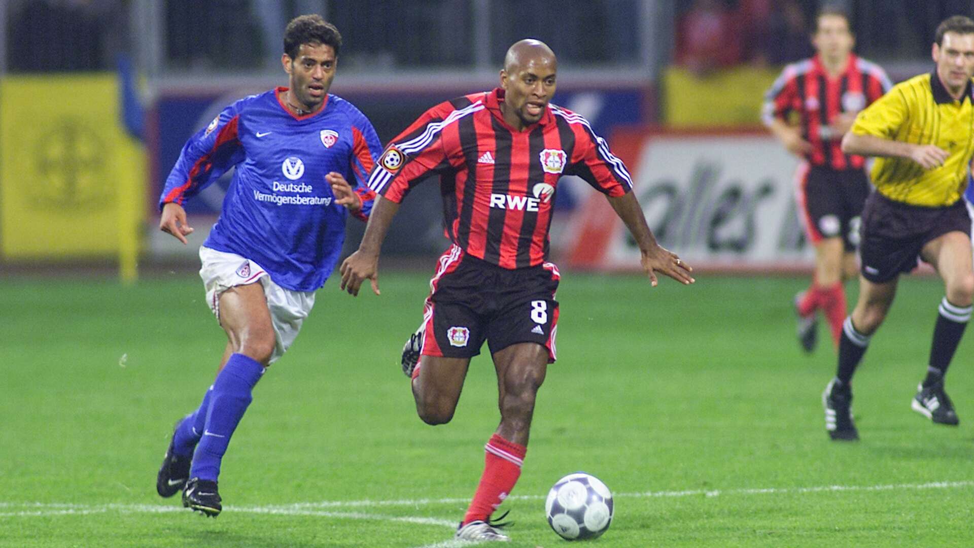 Vor 25 Jahren – Die Vize-Triple-Saison 2001/02 (November)
