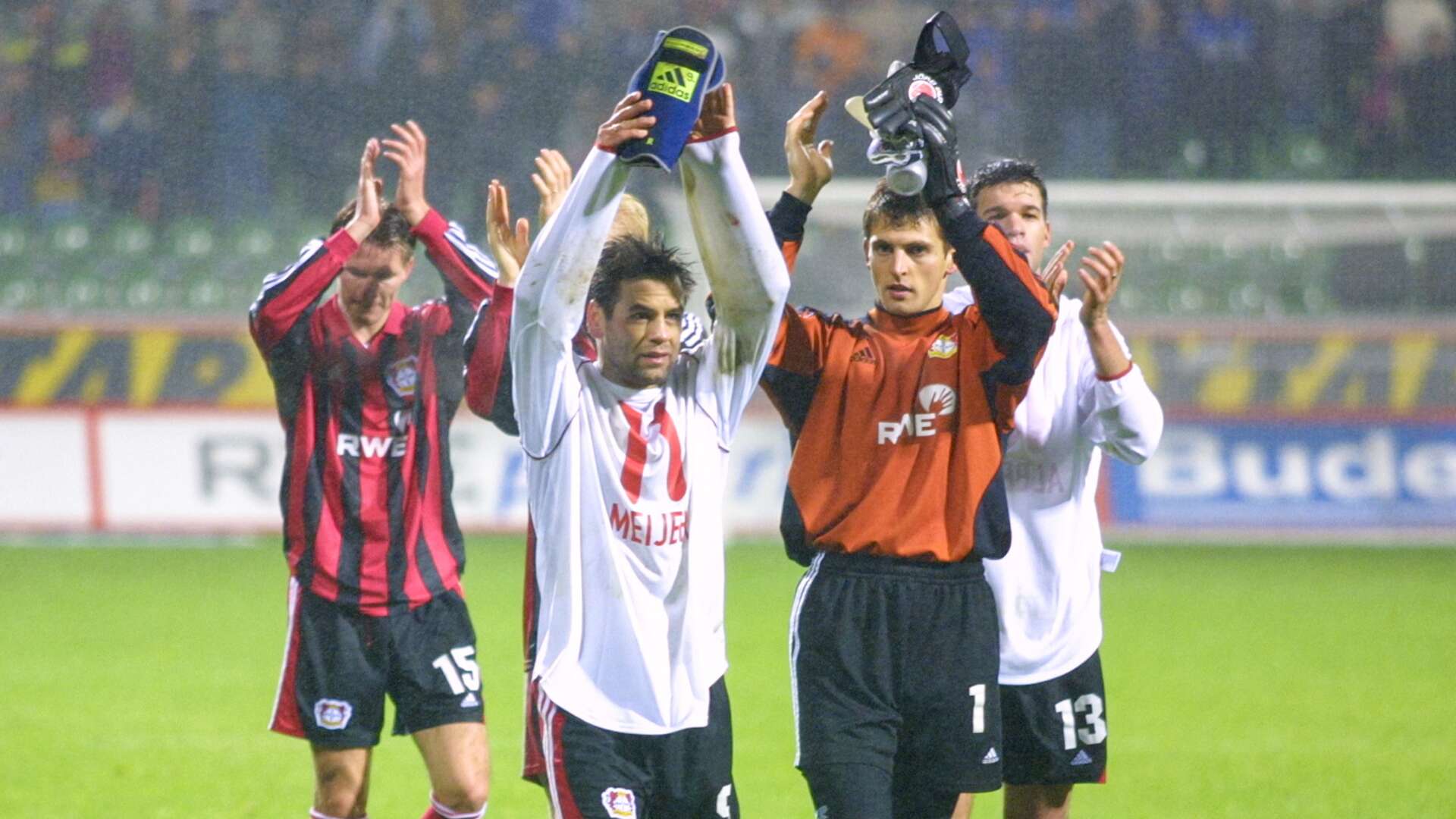 Vor 25 Jahren – Die Vize-Triple-Saison 2001/02 (November)