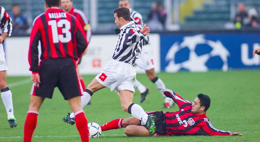 crop_20011129_JUVE_B04_009.jpg