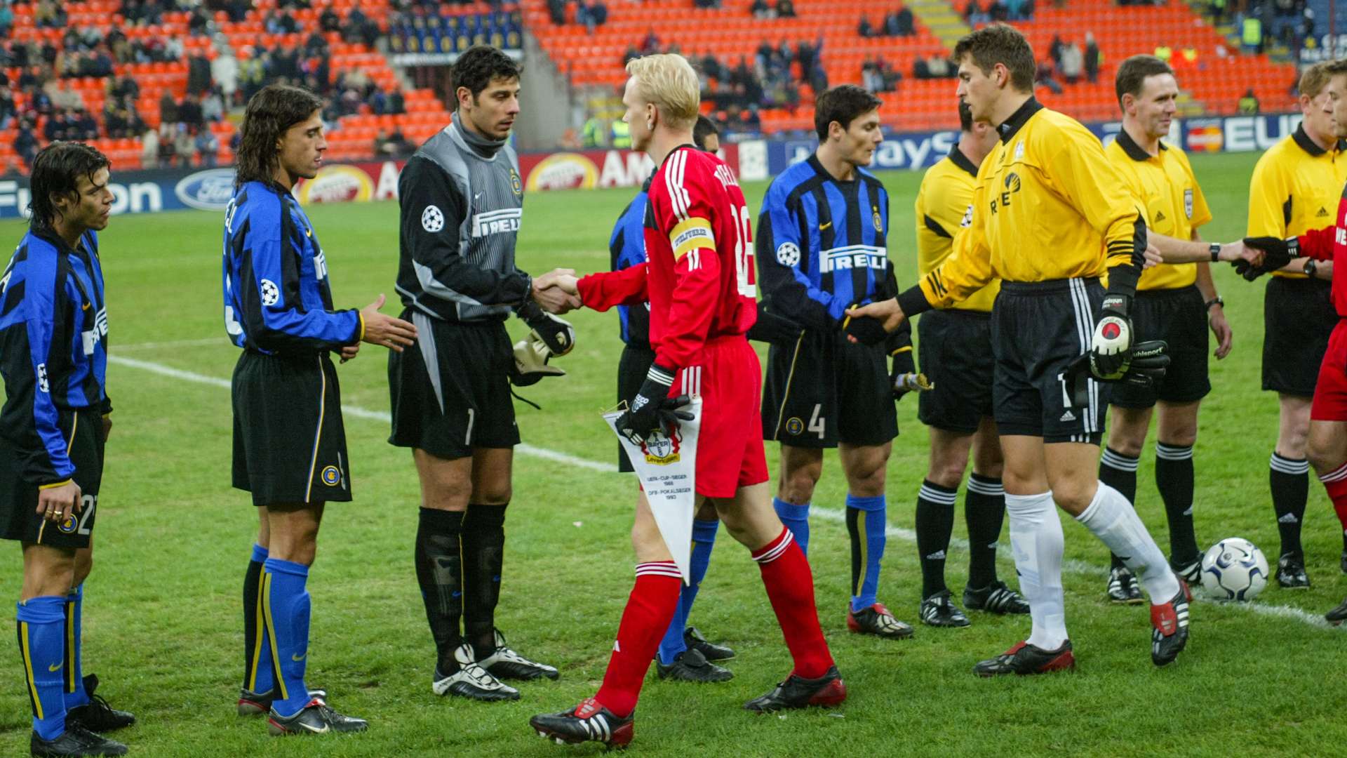 crop_20021210_INTER_B04_002.jpg