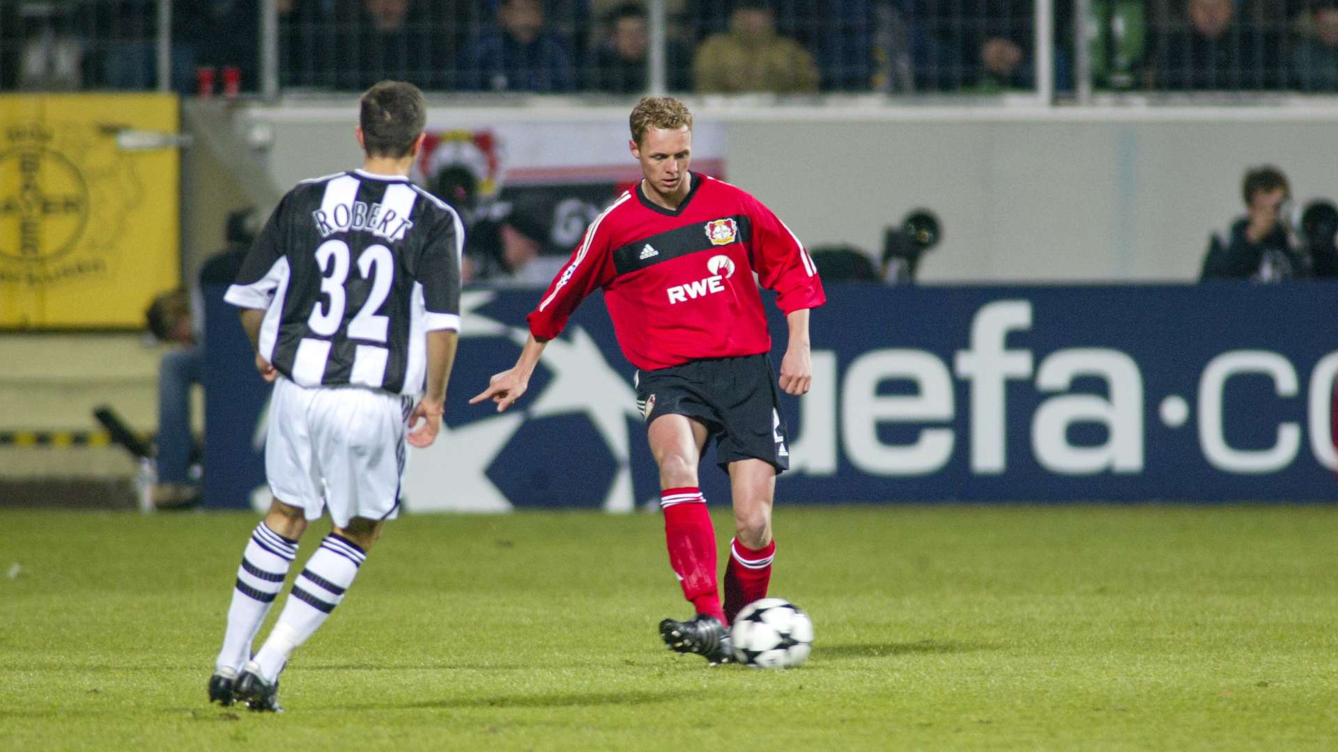 crop_20030218_B04_NUFC_004.jpg