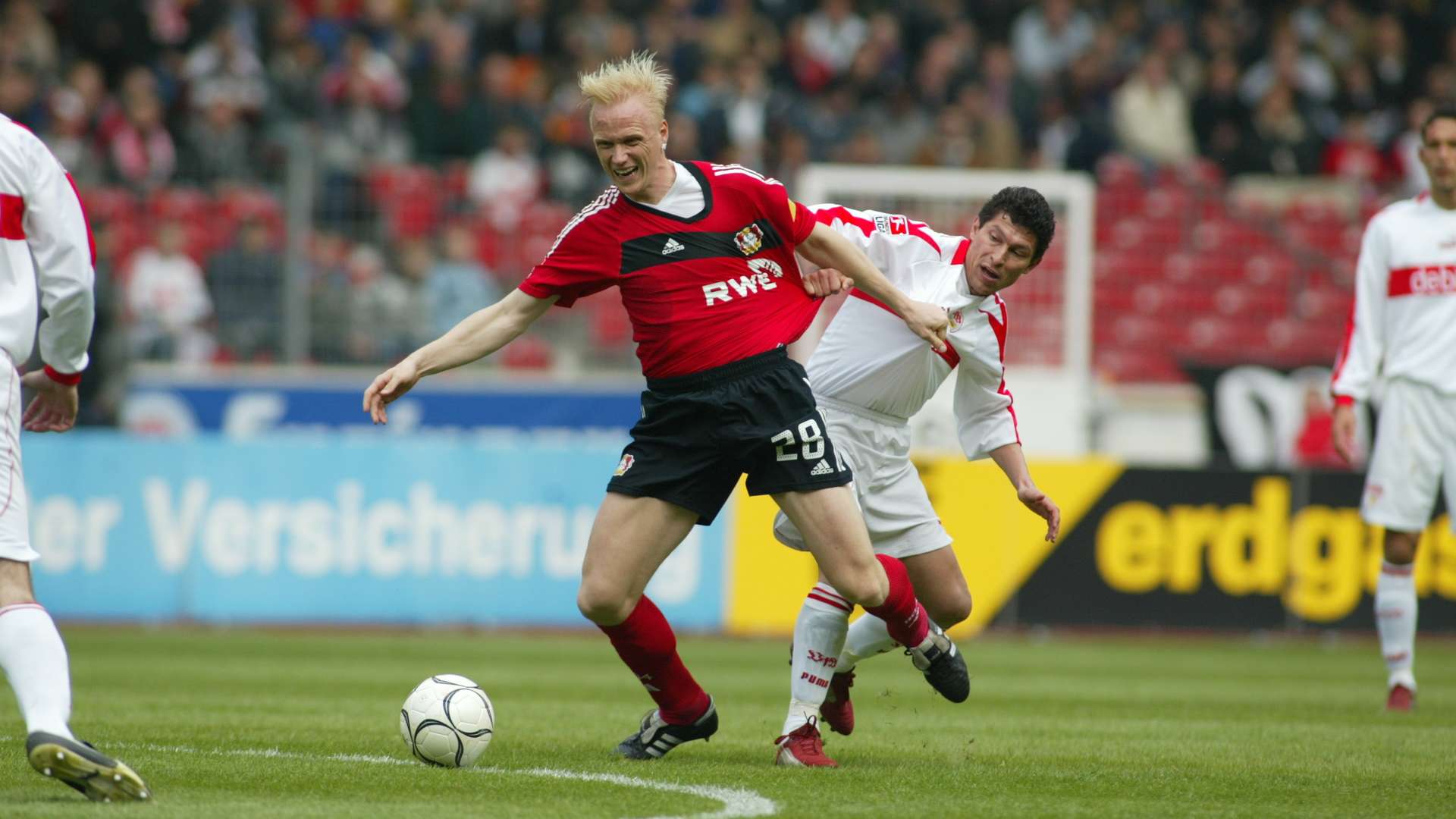 crop_20030412_VFB_B04_009.jpg