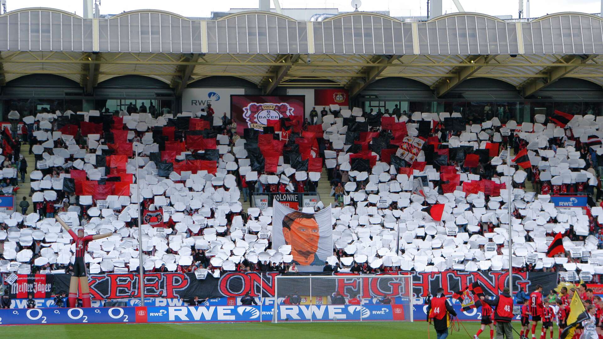 Choreo der Bayer 04-Fans