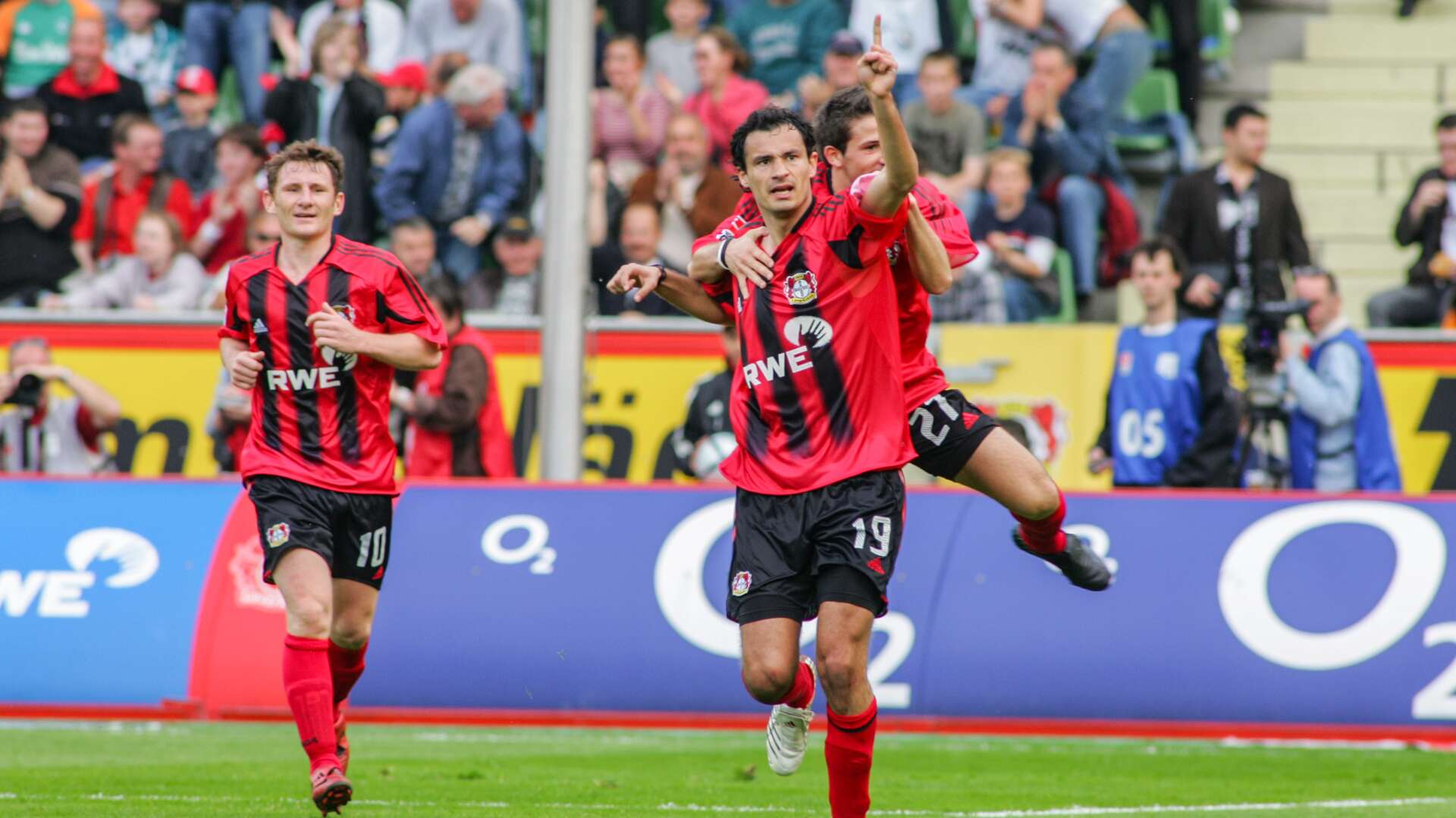 Marko Babic mit Gonzalo Castro und Paul Freier